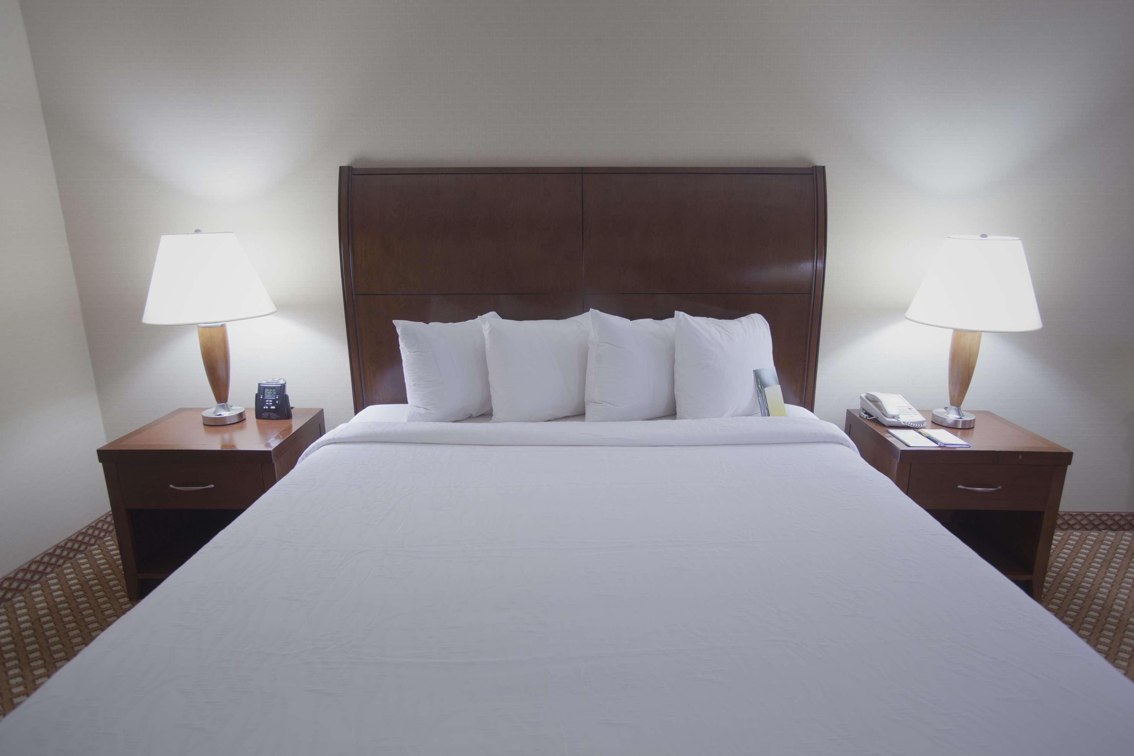 Hilton Garden Inn Albuquerque Uptown Экстерьер фото