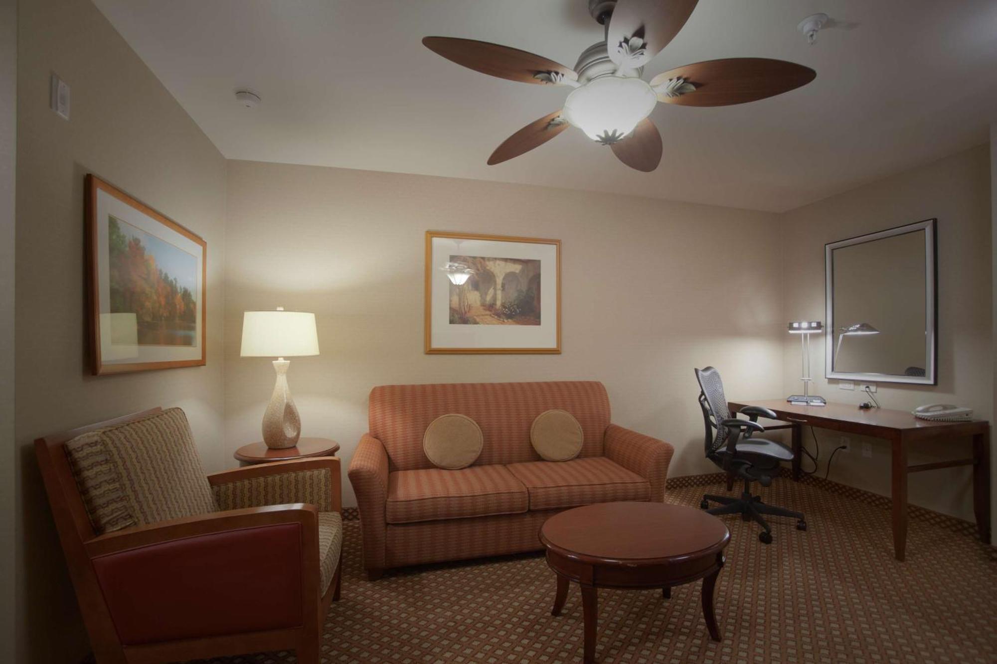 Hilton Garden Inn Albuquerque Uptown Экстерьер фото