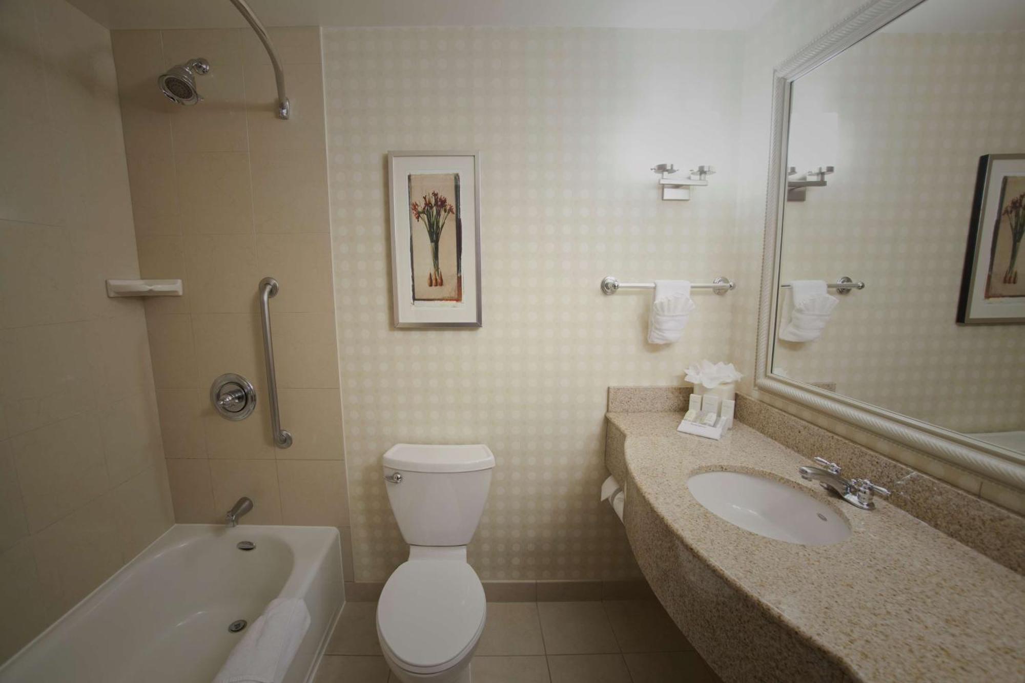 Hilton Garden Inn Albuquerque Uptown Экстерьер фото