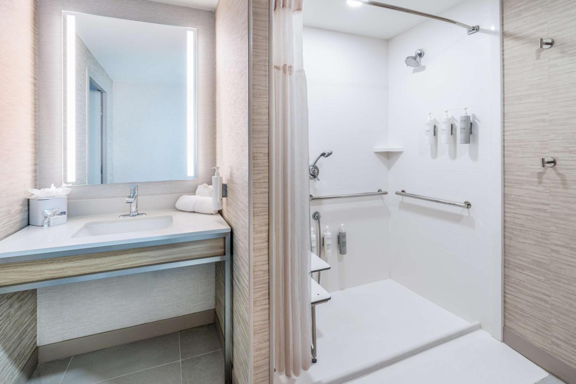 Hilton Garden Inn Albuquerque Uptown Экстерьер фото