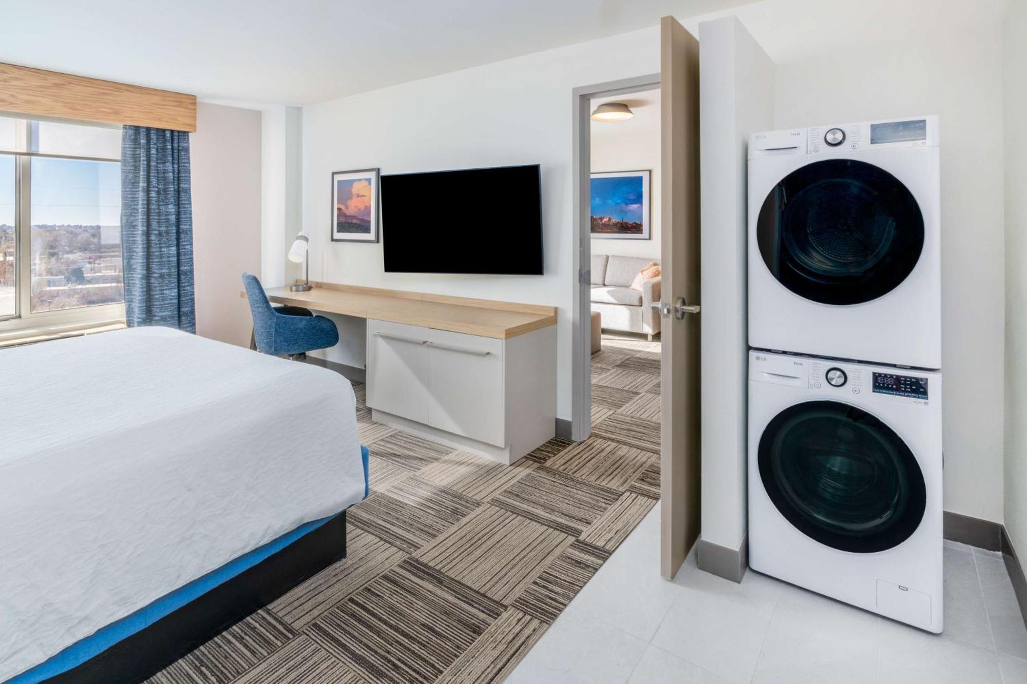 Hilton Garden Inn Albuquerque Uptown Экстерьер фото