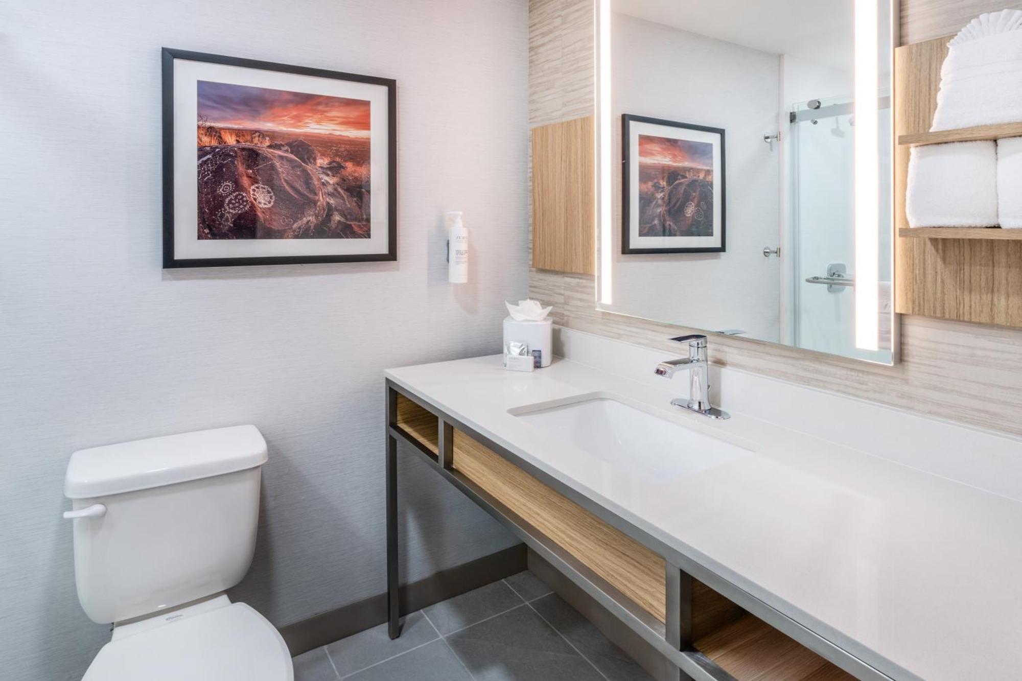 Hilton Garden Inn Albuquerque Uptown Экстерьер фото
