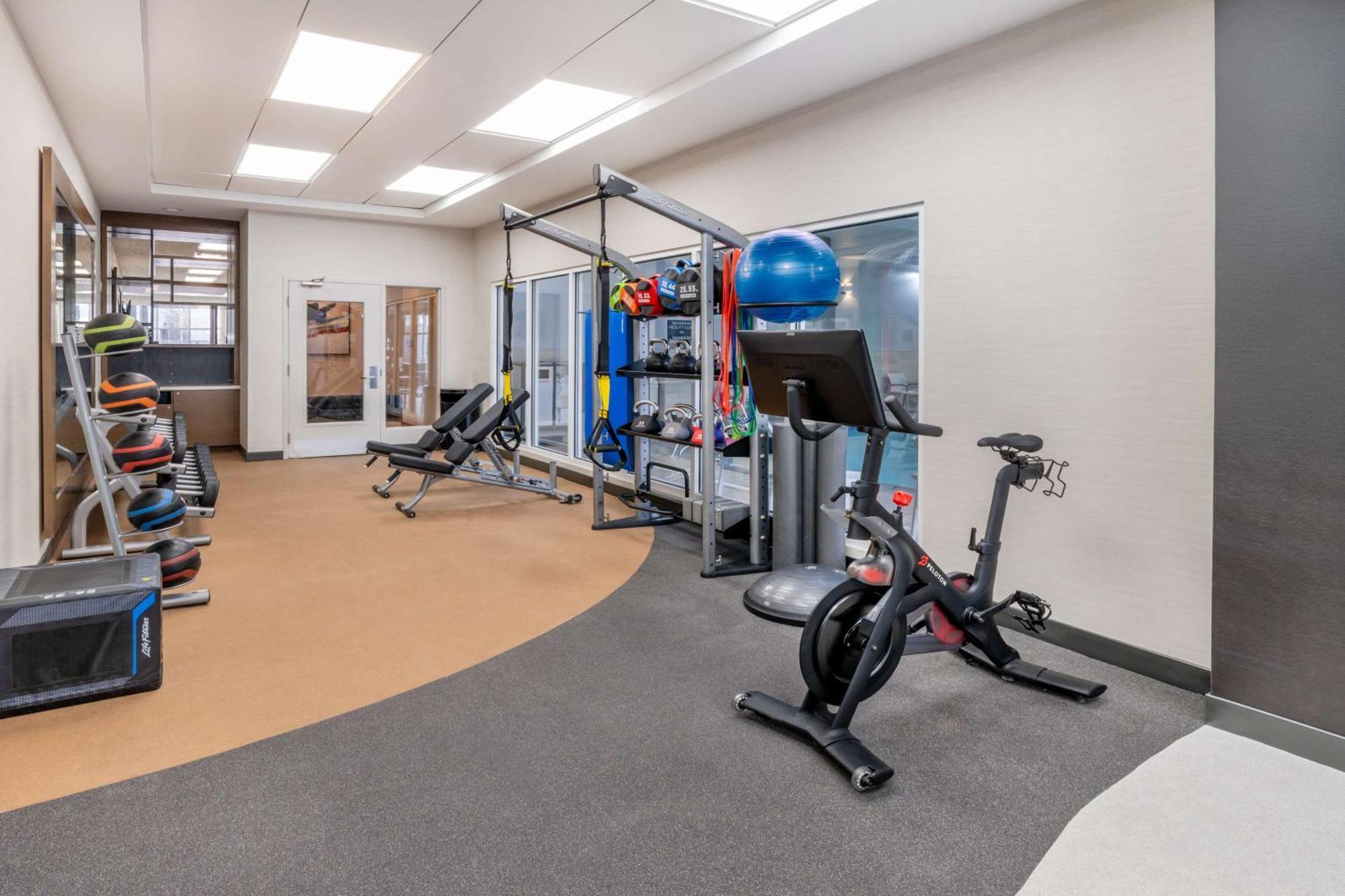 Hilton Garden Inn Albuquerque Uptown Экстерьер фото
