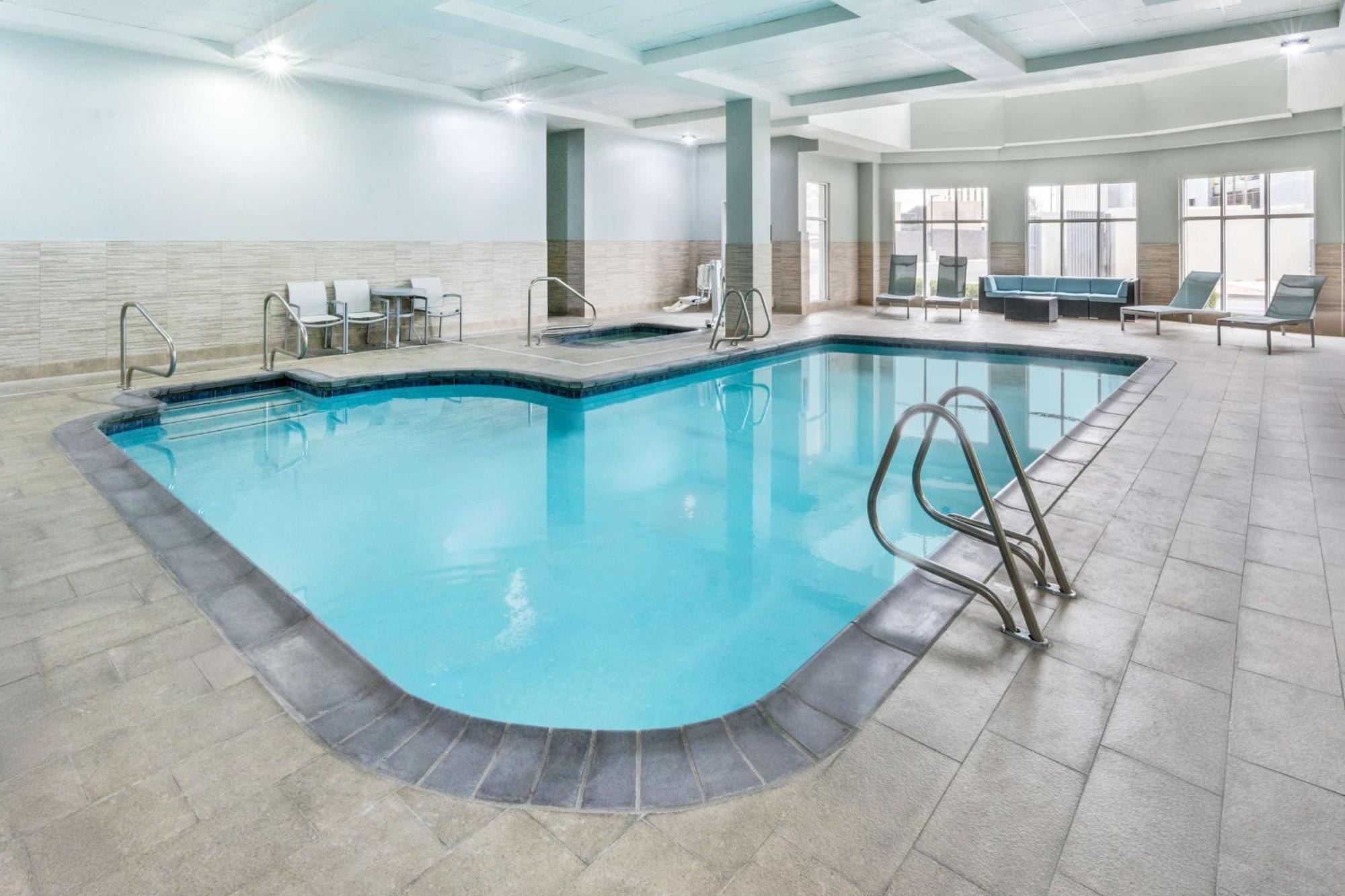 Hilton Garden Inn Albuquerque Uptown Экстерьер фото